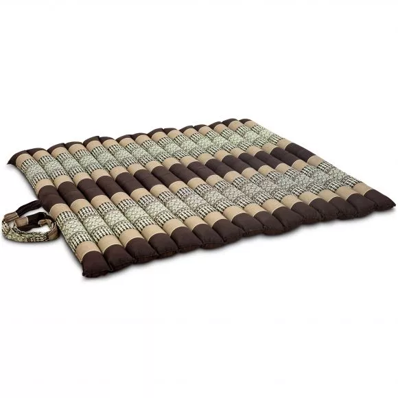 Kapok Quilted Cushion 75 cm (Brown)